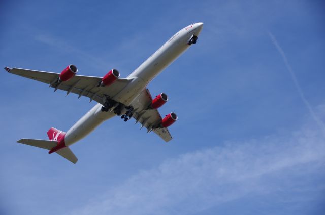 Airbus A340-600 (G-VWEB)