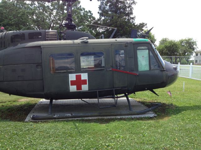 Bell UH-1V Iroquois (6816614)