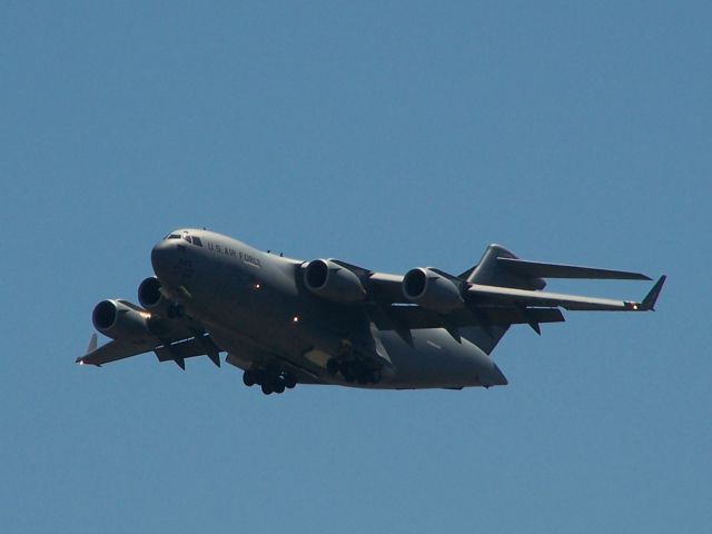 Boeing Globemaster III (03-3125) - Coming in on an approach into GPT RW32