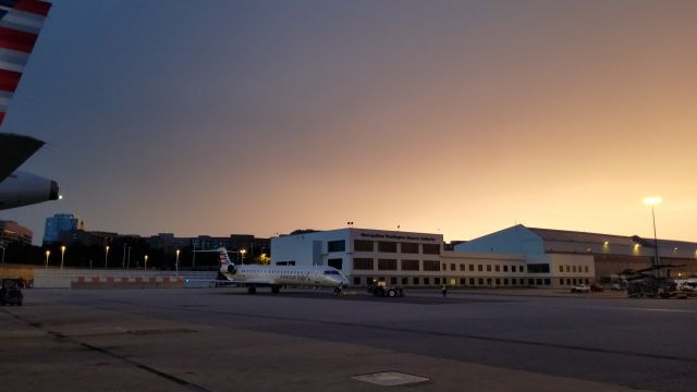 — — - DCA CRJ700 Pushback