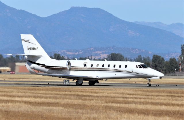 Cessna Citation Sovereign (N818MF) - KRDD - in frequent visitior to Redding, following FA data this jet making short hops on the west coast this week Citation N818MF shown set to depart for Van Nuys CA on this 1PM photo Oct 23 2020...AND we can see the surrounding hills after 3 months being covered in smoke from fires nearby.