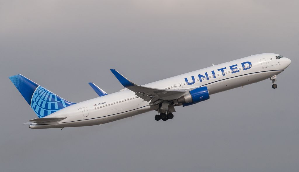 BOEING 767-300 (N649UA) - 2/15/2020