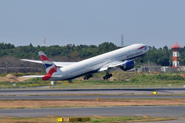 BOEING 777-300 (G-STBA) - 2011/10/29