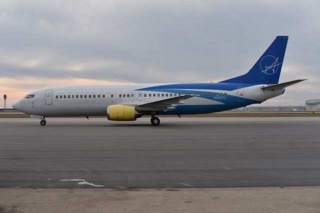 BOEING 737-400 (N285XA) - 02-01-24