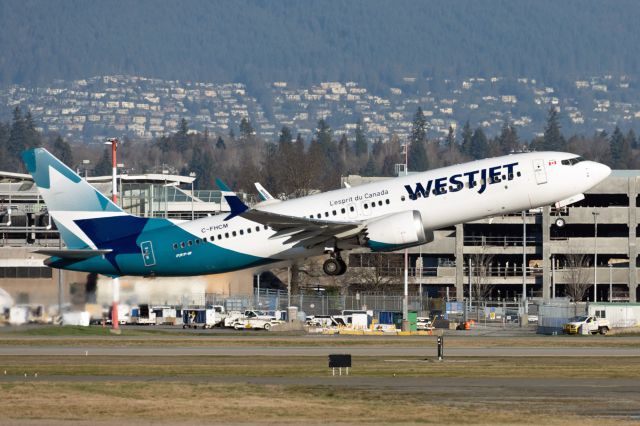 Boeing 737 MAX 8 (C-FHCM)