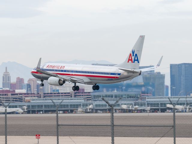 Boeing 737-800 (N854NN) - 2/8/2014