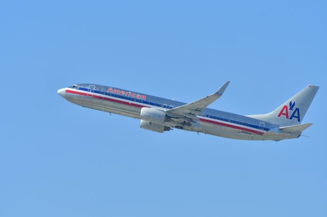 Boeing 737-800 (N959AN)