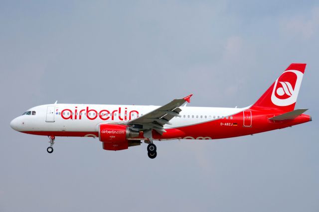 Airbus A320 (D-ABZJ)