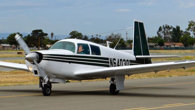 Mooney M-20 (N6403Q)