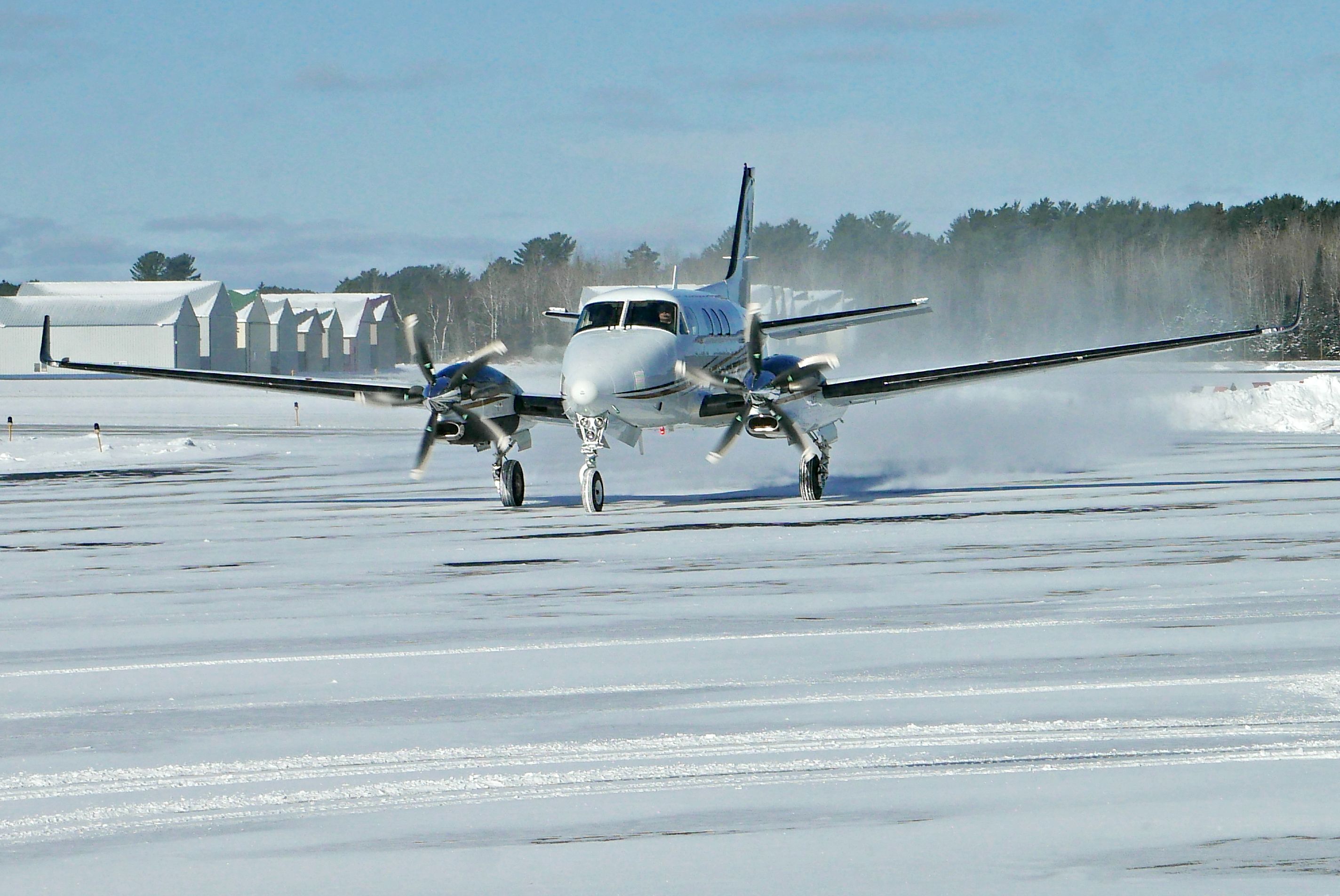 Beechcraft King Air 90 (N524CV)