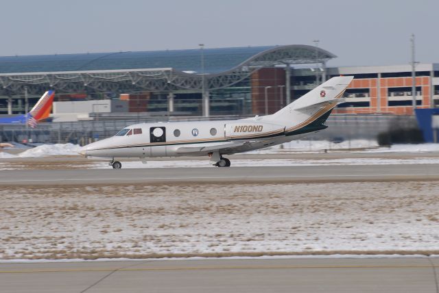 Dassault Falcon 10 (N100ND)