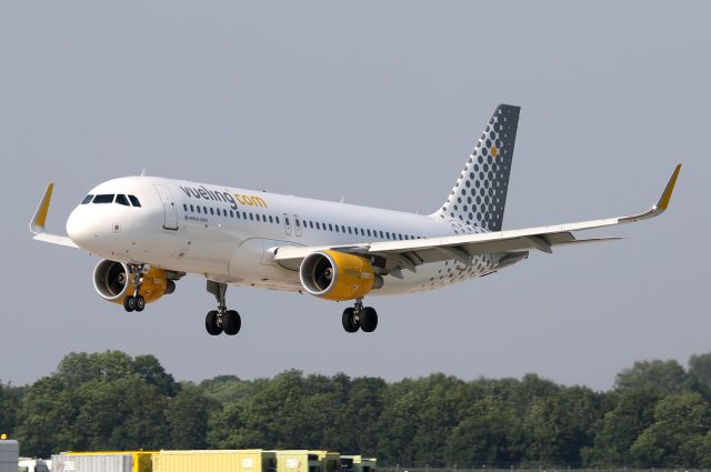 Airbus A320 (EC-MAI)