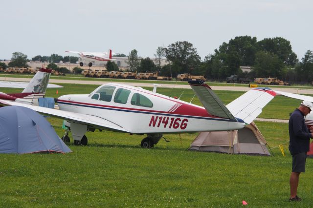 Beechcraft 35 Bonanza (N1416G)