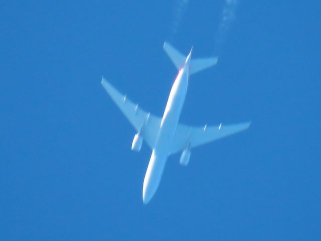 Boeing 777-200 (N753AN)