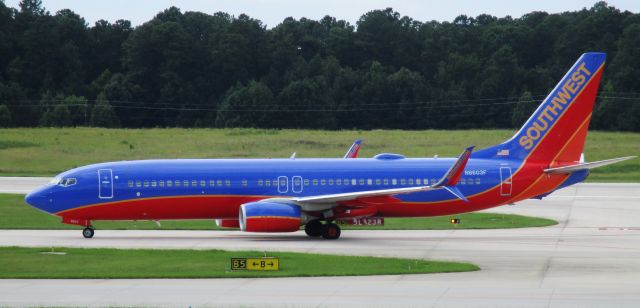 Boeing 737-800 (N8603F) - 738 with splits in from DEN.