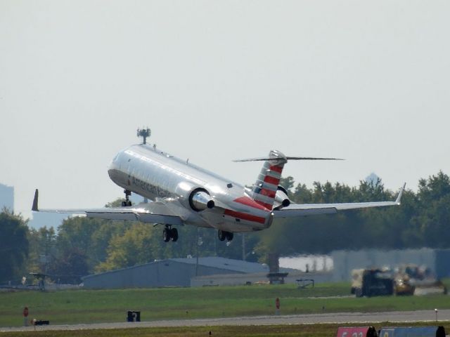 Canadair Regional Jet CRJ-200 (N458AW)