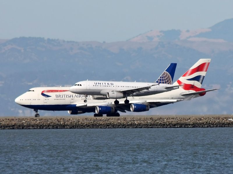 Airbus A319 (N827UA) - What an amazing scene WOW !!!