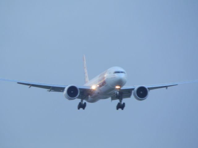 BOEING 777-300 (PT-MUB)