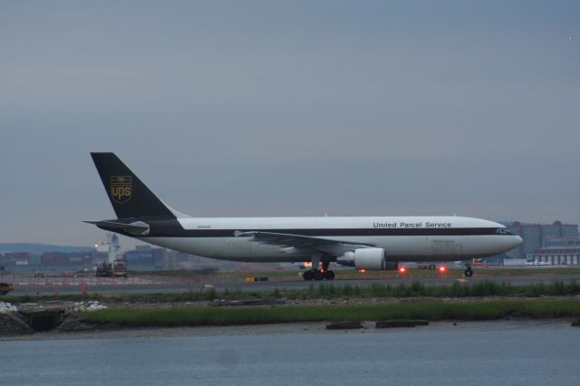 Airbus A300F4-600 (N140UP)