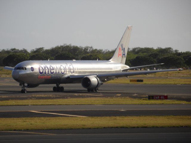 BOEING 767-300 (N395AN) - Shiny! I flew on this special livery back to DFW :)