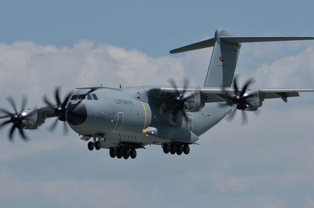 5402 — - German Air Force A 400M in ETSN