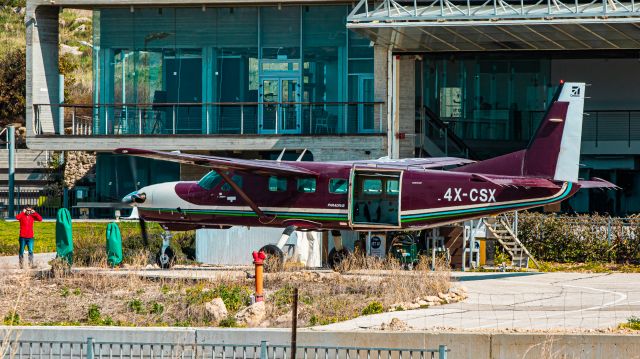 Cessna Caravan (4X-CSX)