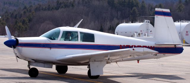 Mooney M-20 (N203PW)