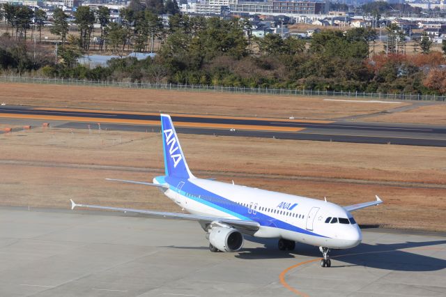 Airbus A320 (JA8947)