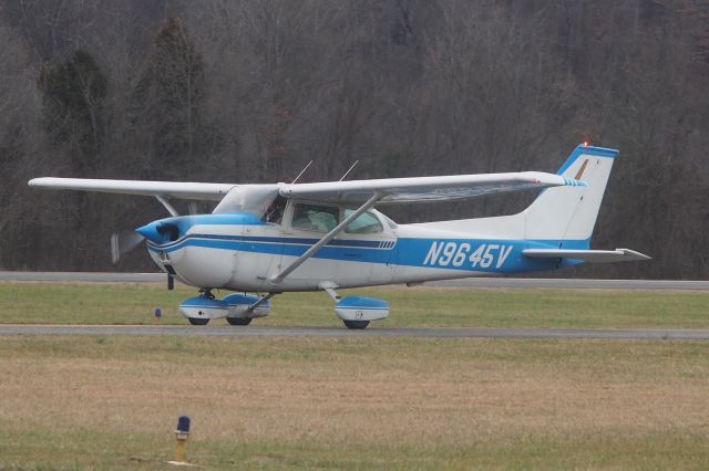 Cessna Skyhawk (N9645V)