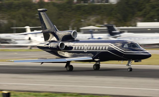 Dassault Falcon 900 (C-FXXU)