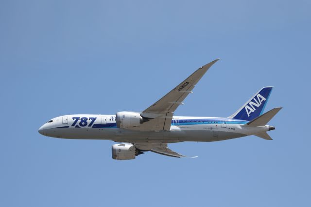 Boeing 787-8 (JA810A) - 10 May 2015:CTS-ITM