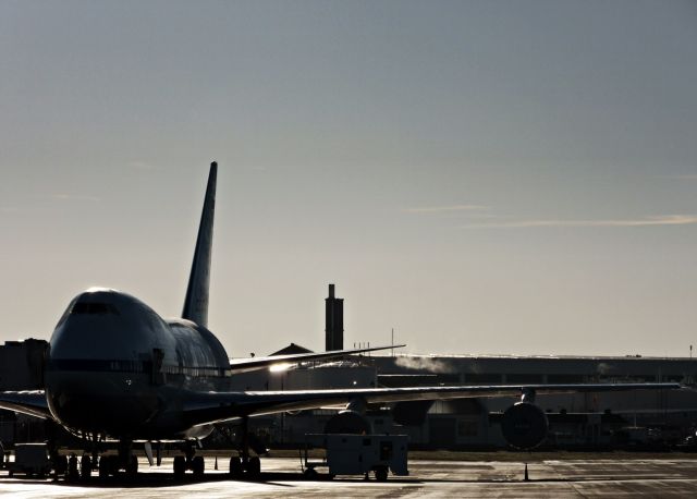 BOEING 747SP (N747NA) - Back in the south...engine cowling off the outer port one.