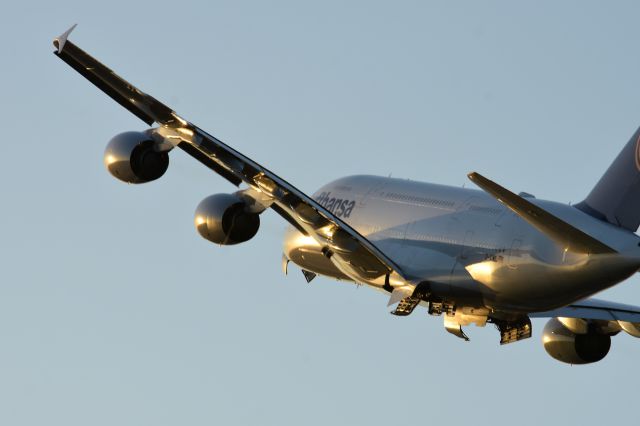 Airbus A380-800 (D-AIMK)