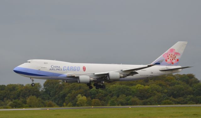 Boeing 747-400 (B-18711)