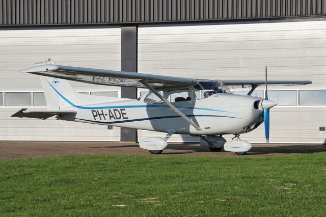 Cessna Skyhawk (PH-ADE)