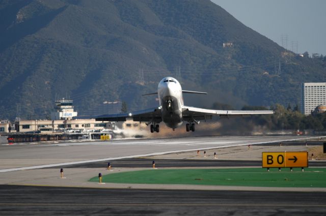 Boeing 727-100 —