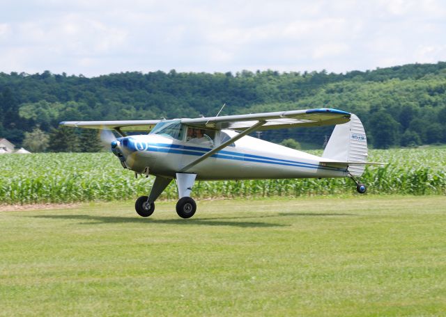 Beechcraft Bonanza (36) (N1533K) - Interesting pitot boom.