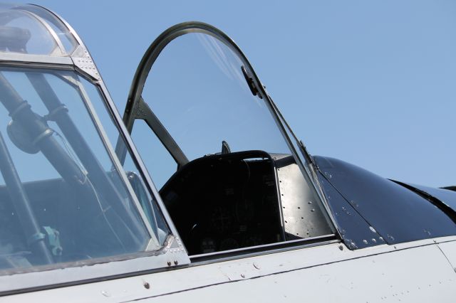 North American T-6 Texan (N87H) - A close up of the cockpit of the North American T6