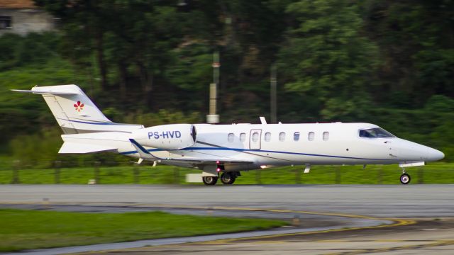 Bombardier Learjet 75 (PS-HVD)