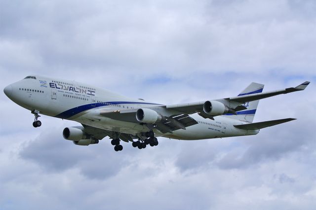 Boeing 747-400 (4X-ELB) - Boeing 747-458  El Al Israel Airlines  EGLL London Heathrow  20.July 2008