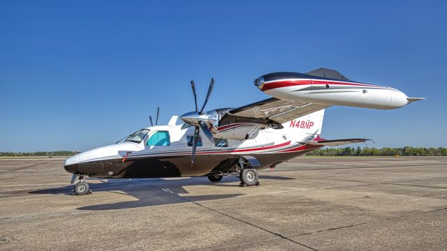 Mitsubishi MU-2 (N48NP)