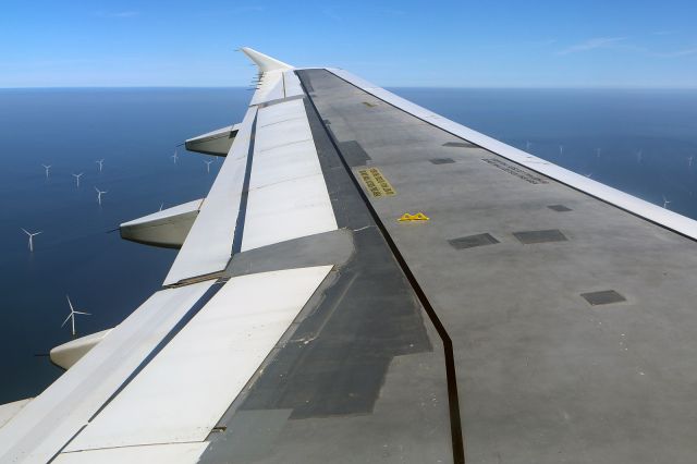 Airbus A320 (EI-CVC)