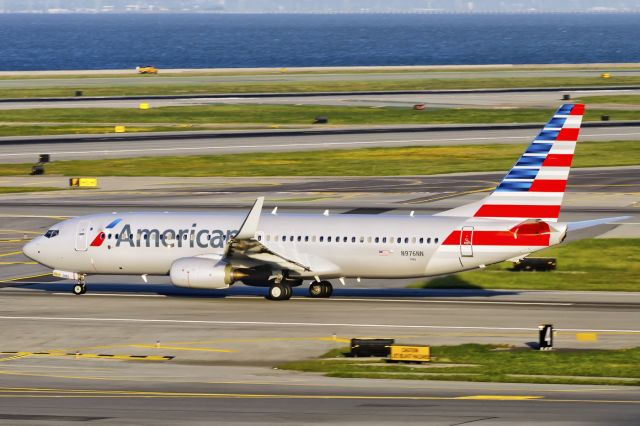 Boeing 737-800 (N976NN) - 24th March, 2016