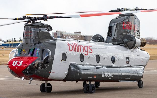 Boeing CH-47 Chinook (N303AJ)