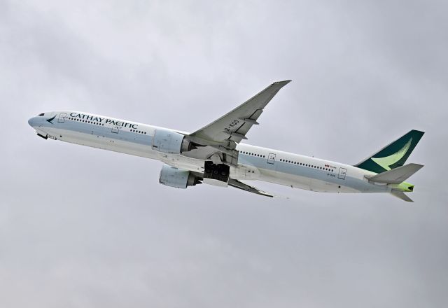 BOEING 777-300 (B-KQO)