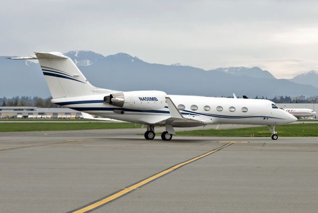 Gulfstream Aerospace Gulfstream IV (N450MB)