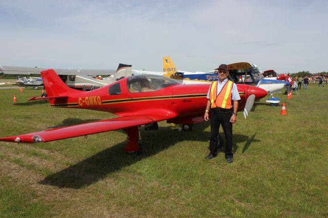 Piaggio P.180 Avanti (C-GWKQ) - C-GWKQ Lancair à laéroport de Sherbrooke QC. CYSC pour un Fly-in les Faucheurs de Marguerites 16-06-2018