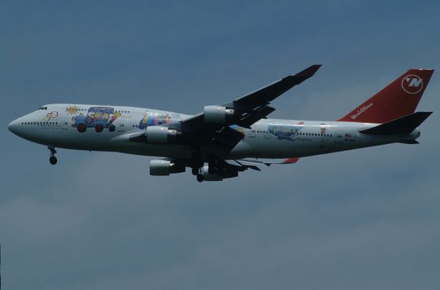 Boeing 747-400 (N670US) - Final Approach to Narita Intl Airport Rwy34L on 1997/06/14 " World Plane "