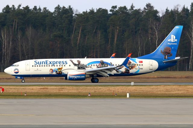 Boeing 737-800 (TC-SNN)