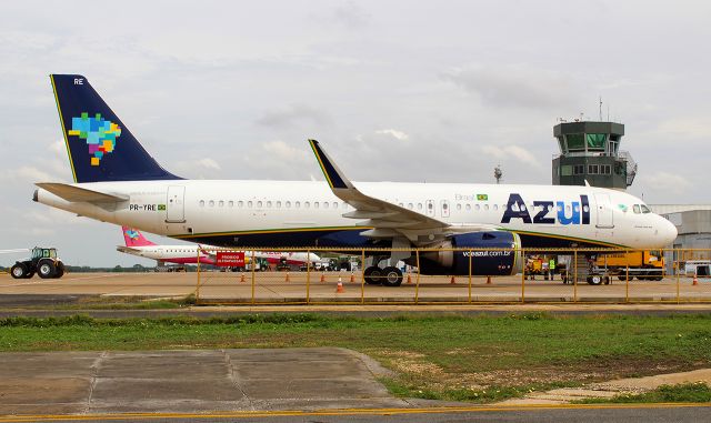 Airbus A320neo (PR-YRE)